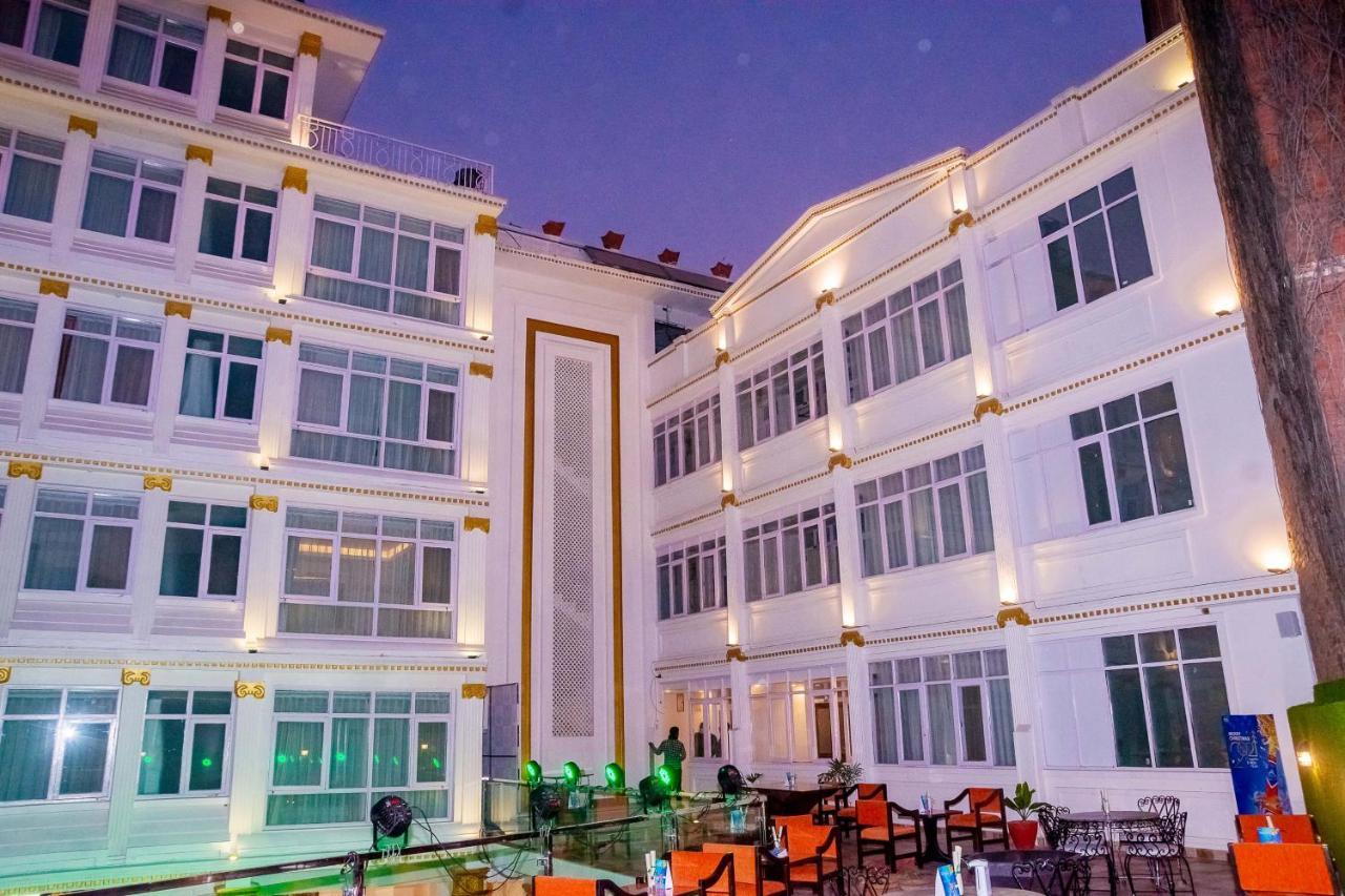 Durbar Hotel & Residence Kathmandu Exterior foto