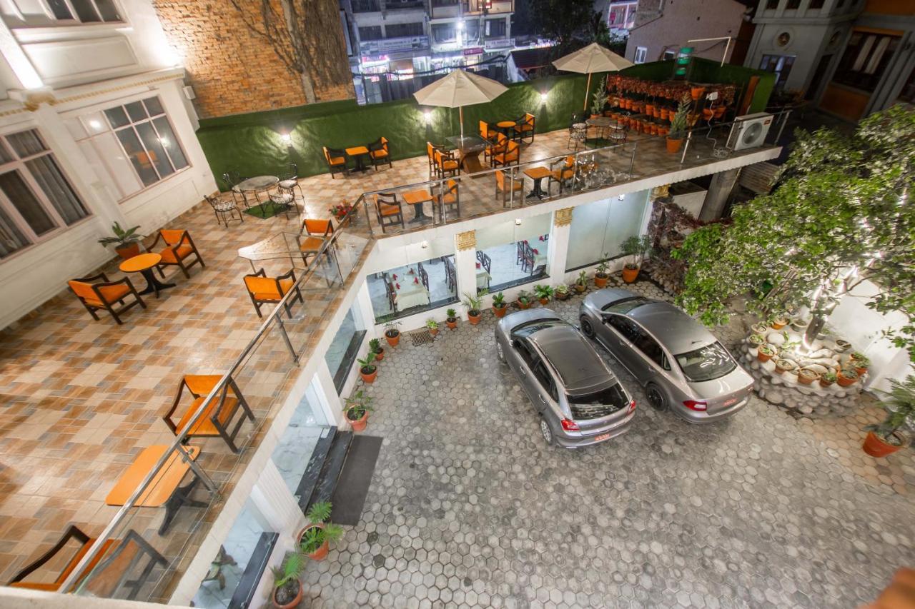 Durbar Hotel & Residence Kathmandu Exterior foto