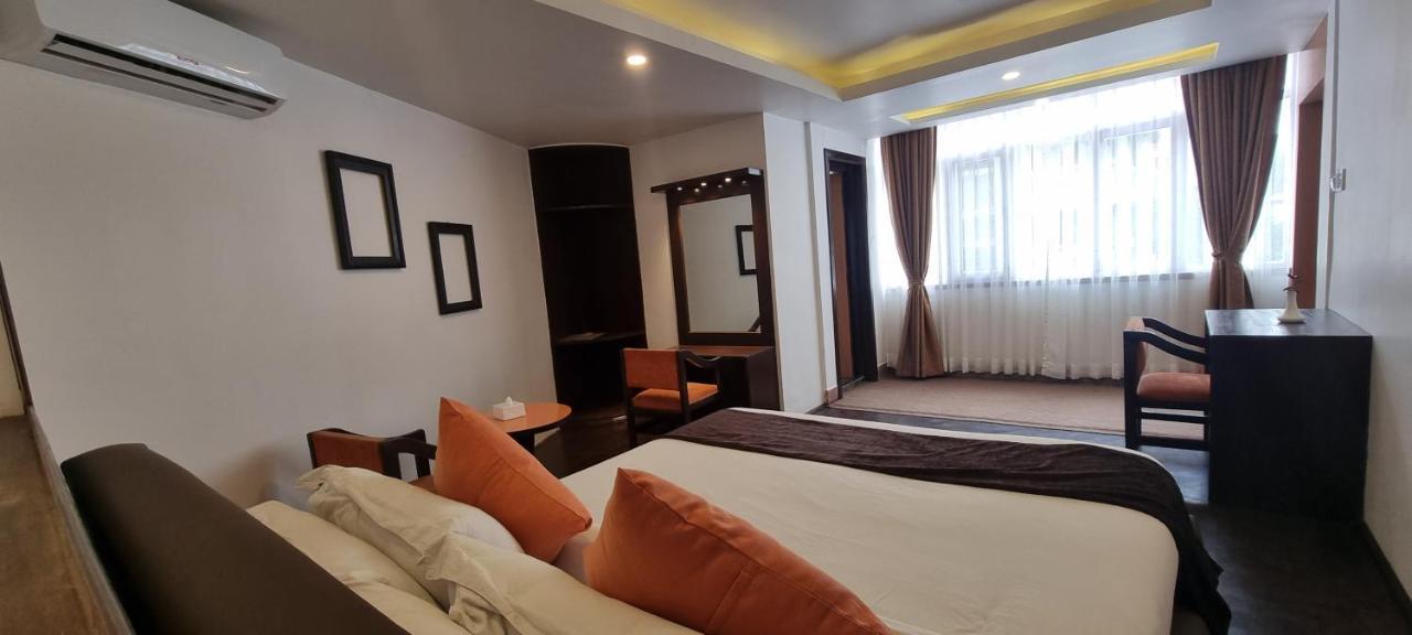 Durbar Hotel & Residence Kathmandu Exterior foto