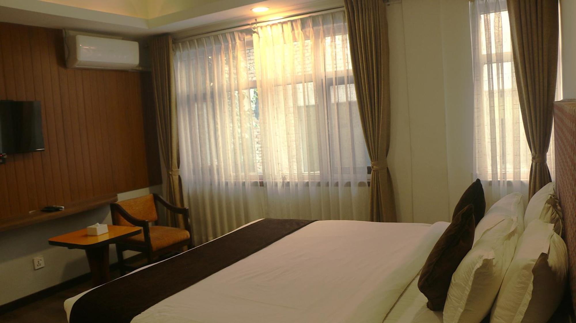 Durbar Hotel & Residence Kathmandu Exterior foto