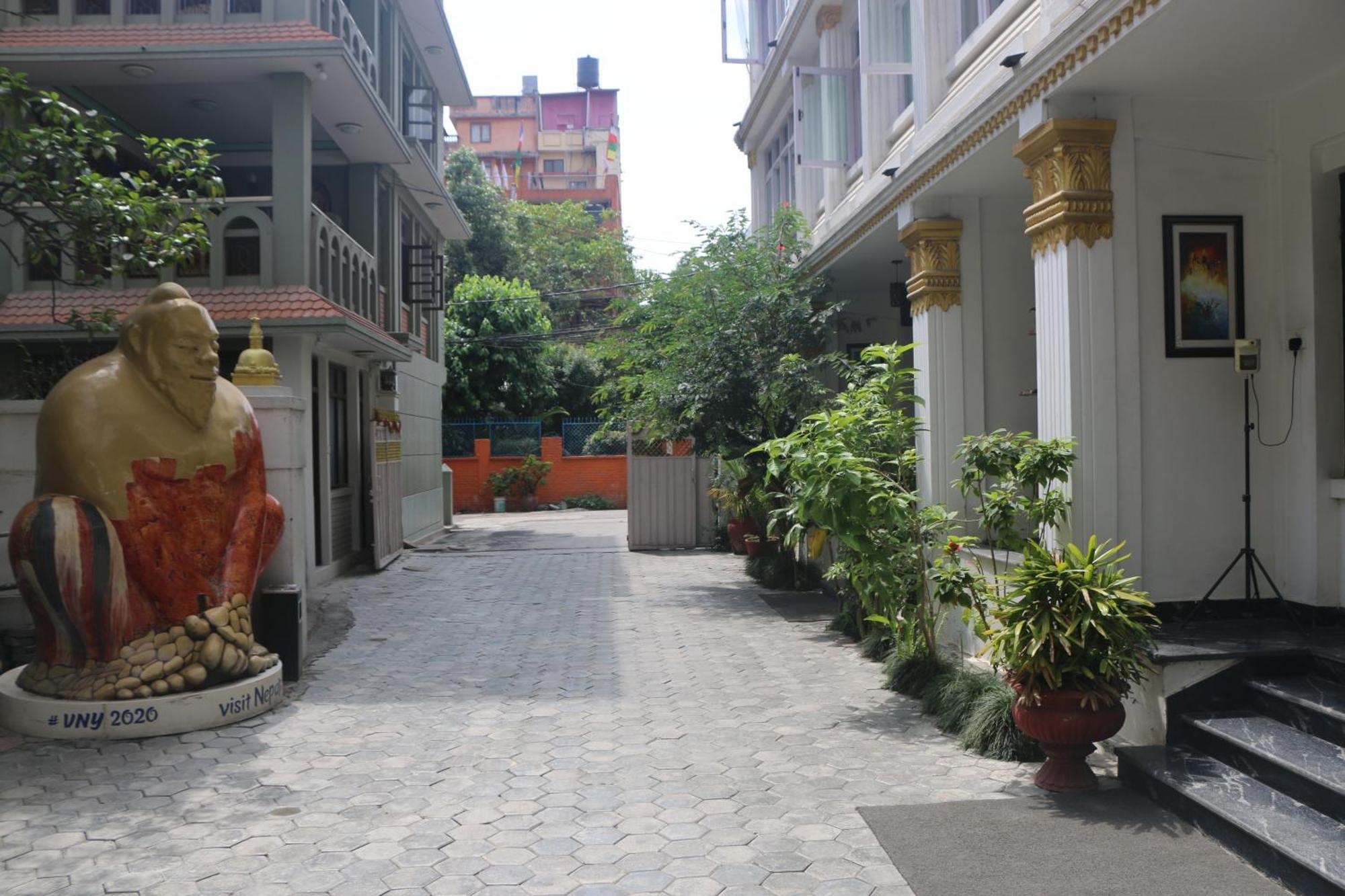 Durbar Hotel & Residence Kathmandu Exterior foto